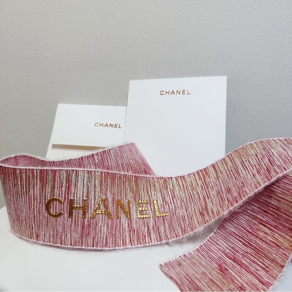 CHANEL Handbags - CHANEL Authentic Holiday Red Woven Ribbon and Blank Notecard with Envelope